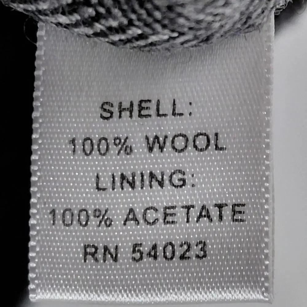 Banana Republic Martin 100% Wool Gray Pleated Bermuda Shorts Women Size 4